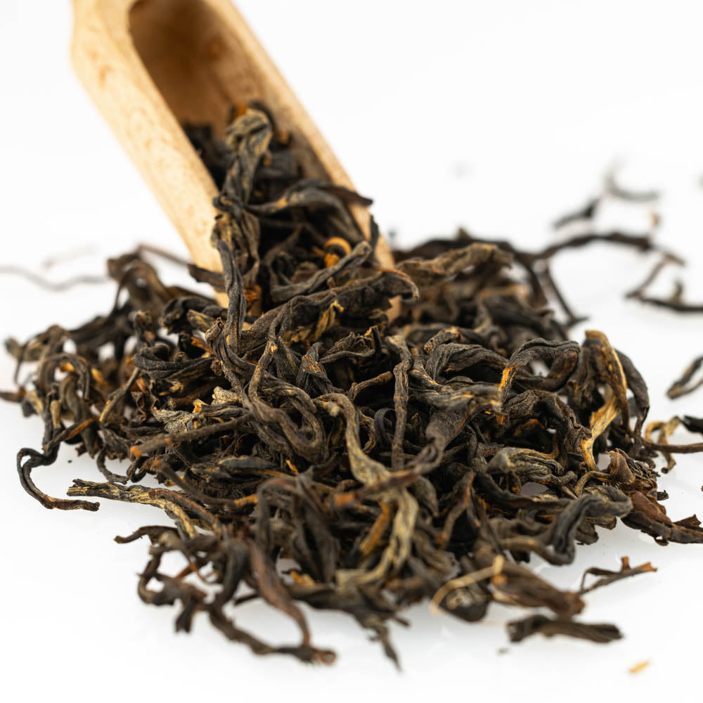 Złote Krople - Czarna Mocna Orzechowa Ziemista Herbata Na Poranne Pobudzenie