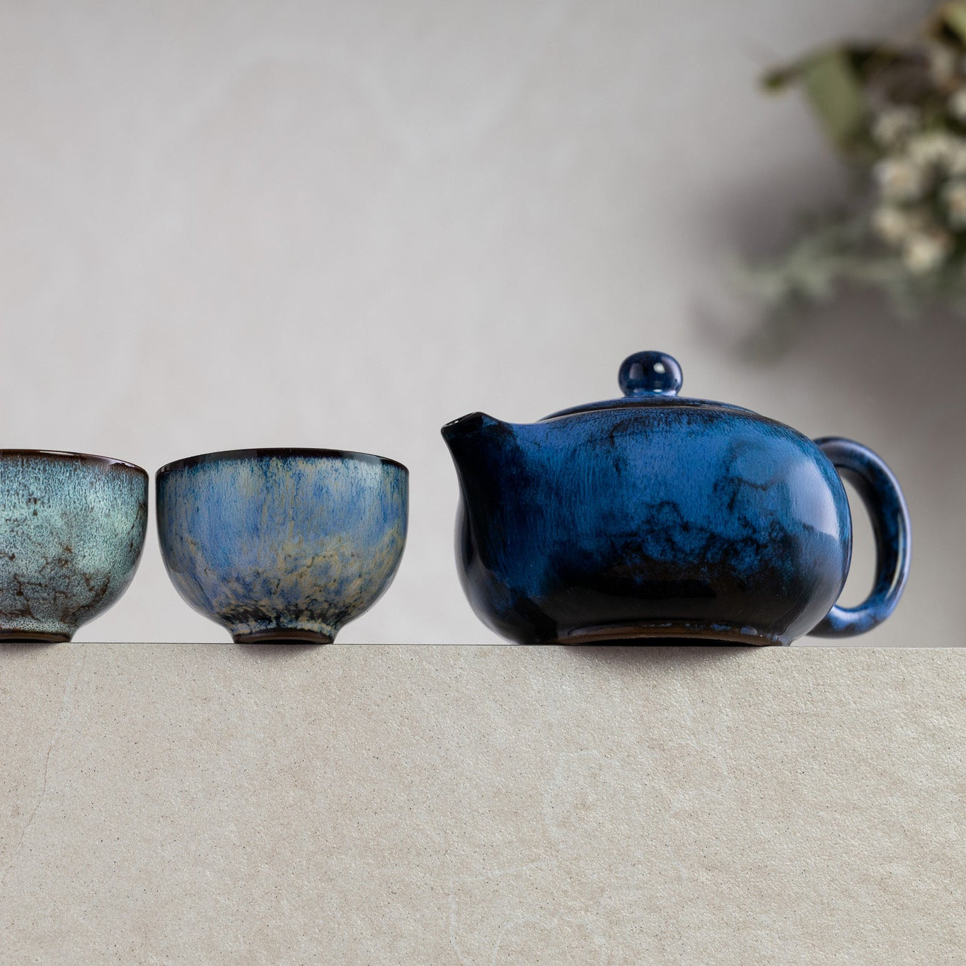 Ceramiczny Dzbanek - Elegancki Granatowy Na Herbatę